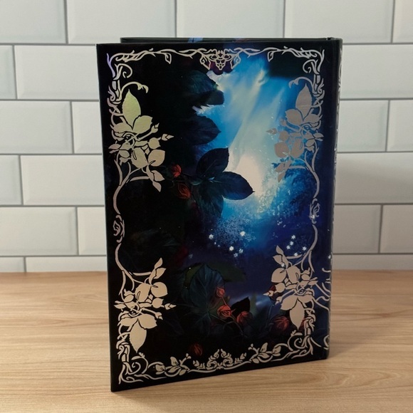 Silver Foiled Fantasy Forest Photo Album | Fairyloot - Picture 2 of 4